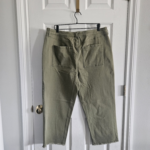 NWOT Sonoma Utility Pants - Picture 2 of 10